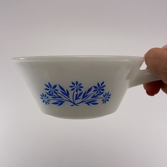 Anchor Hocking Fire King Handled Bowl - Picture 2 of 8